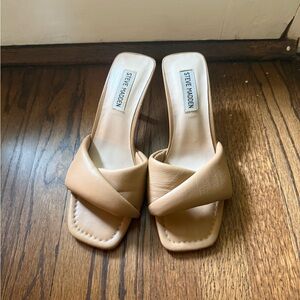 Steve Madden Cream Heeled Sandals